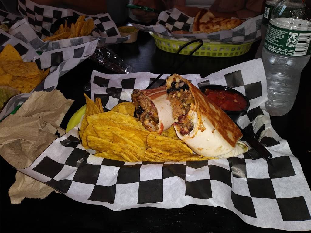 Mad Tacos | restaurant | 3264 US-20, Cazenovia, NY 13035, USA | 3158154160 OR +1 315-815-4160