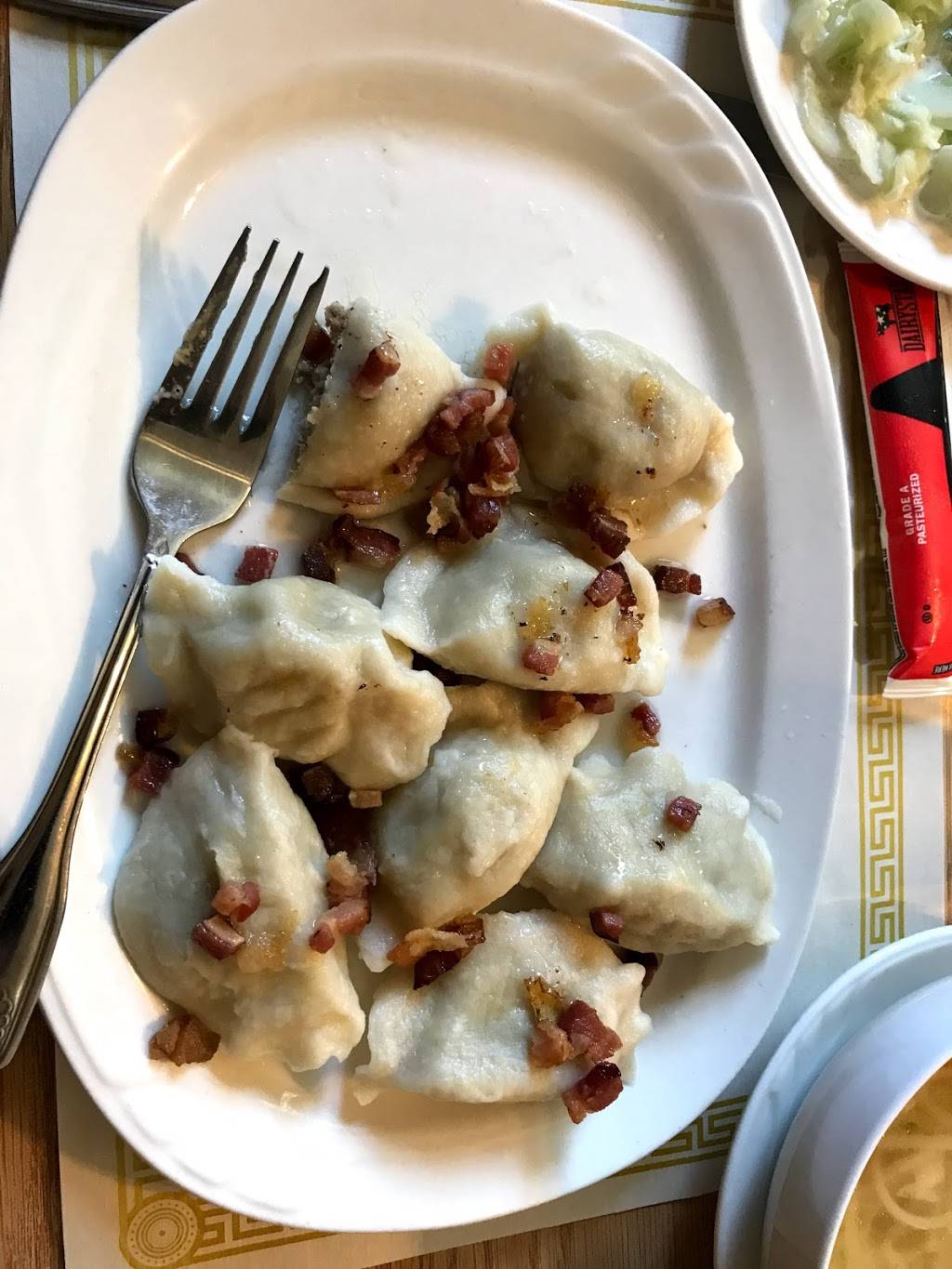 Corner Helen & Stans Inc | restaurant | 5960 S Archer Ave, Chicago, IL 60638, USA | 7735856131 OR +1 773-585-6131