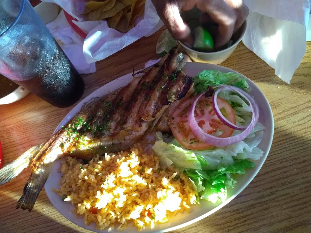 La Jaivita Bar & Grill | restaurant | 9508 Overlake Dr, Dallas, TX 75220, USA | 2143523444 OR +1 214-352-3444