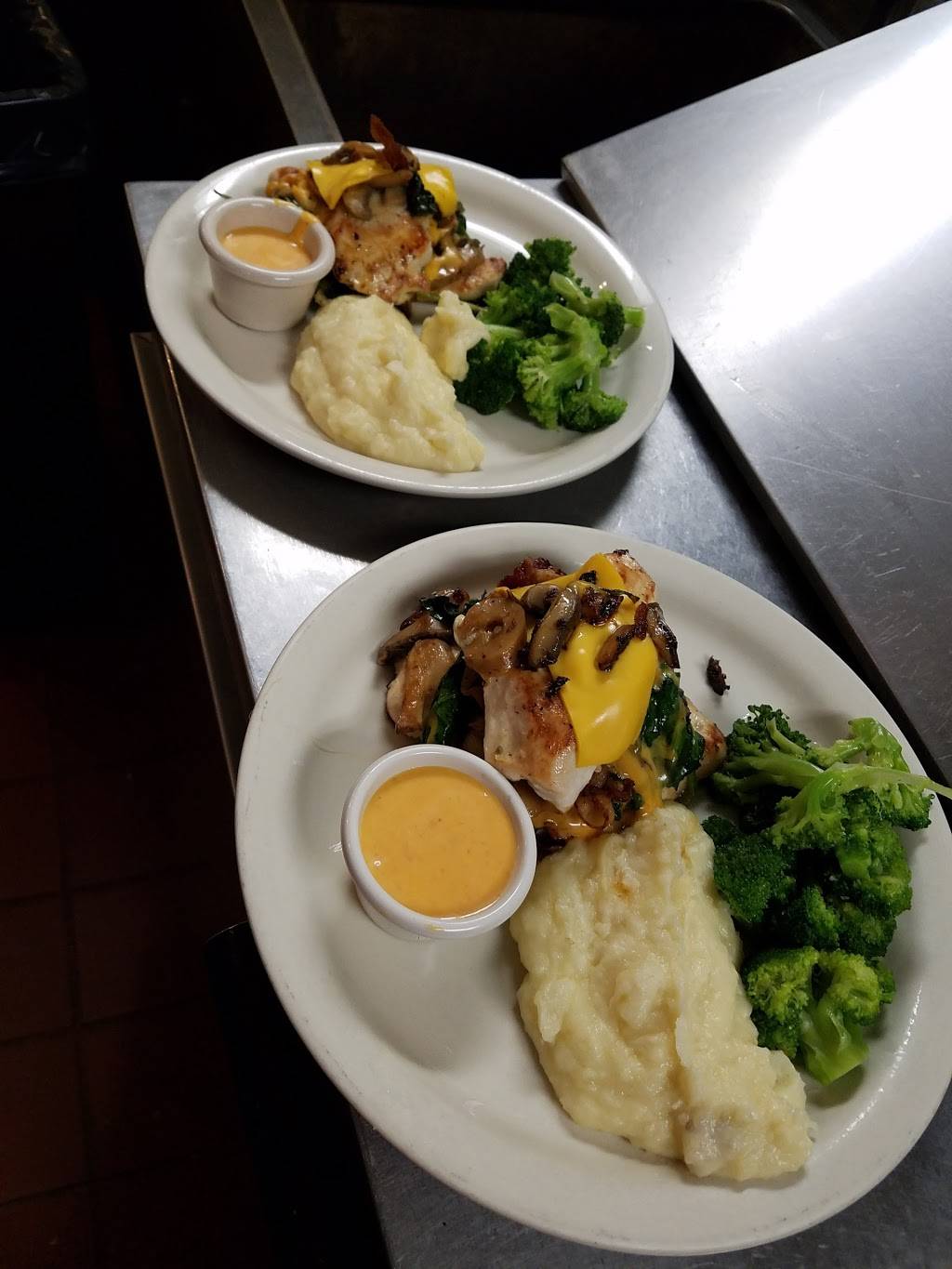 Kings Pizza & Italian Restaurant | restaurant | 7983 Kings Hwy, King George, VA 22485, USA | 5407757575 OR +1 540-775-7575