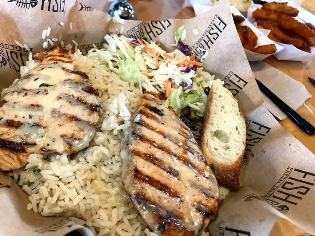 FishBonz Grill | restaurant | 2599 Airport Dr, Torrance, CA 90505, USA | 3103252669 OR +1 310-325-2669