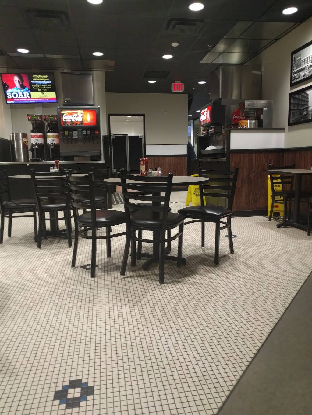 Chappys Express | restaurant | 2055 E South Blvd, Montgomery, AL 36116, USA | 3342869200 OR +1 334-286-9200