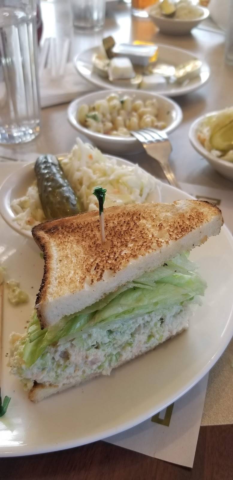 Old Westbury Diner | restaurant | 4 Glen Cove Rd, Old Westbury, NY 11568, USA | 5162469201 OR +1 516-246-9201