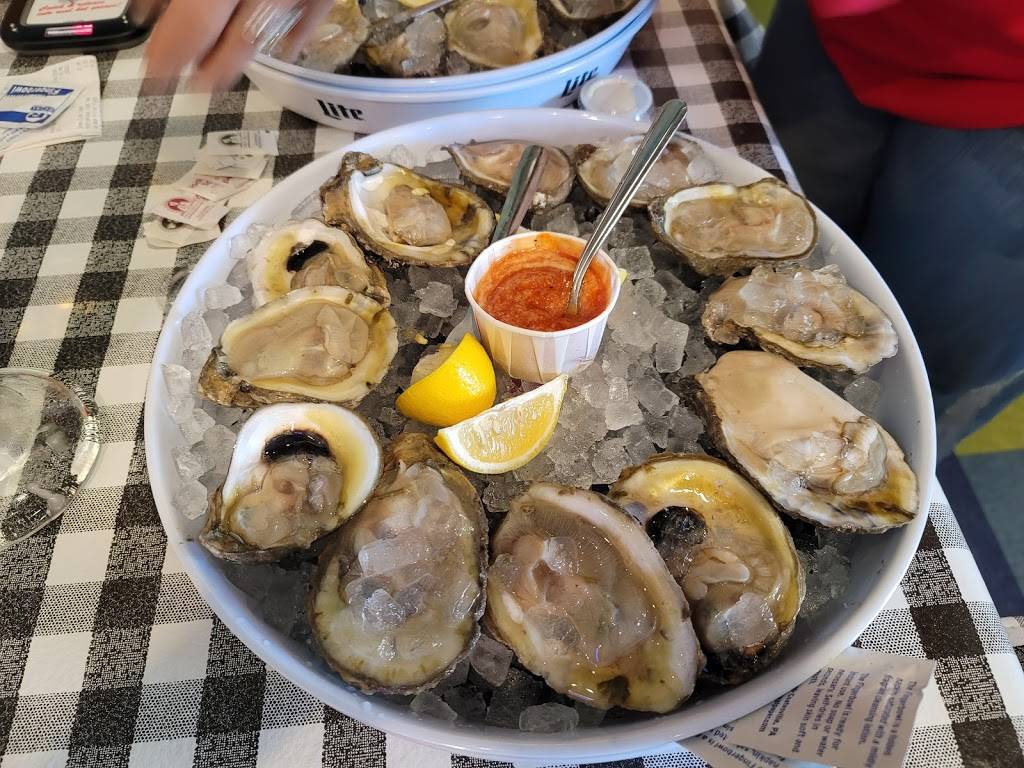 Flying Fish | restaurant | 1815 N Durham Dr, Houston, TX 77008, USA | 7133779919 OR +1 713-377-9919