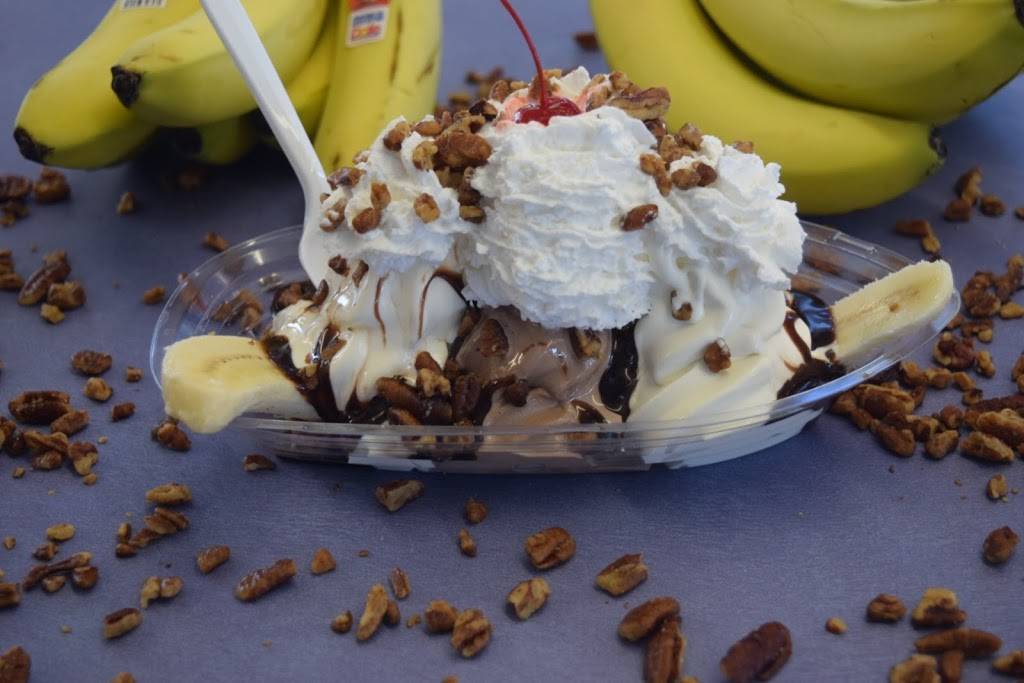 Cibiks Dairy Island | restaurant | 8295 E Washington St, Chagrin Falls, OH 44023, USA | 4405437382 OR +1 440-543-7382