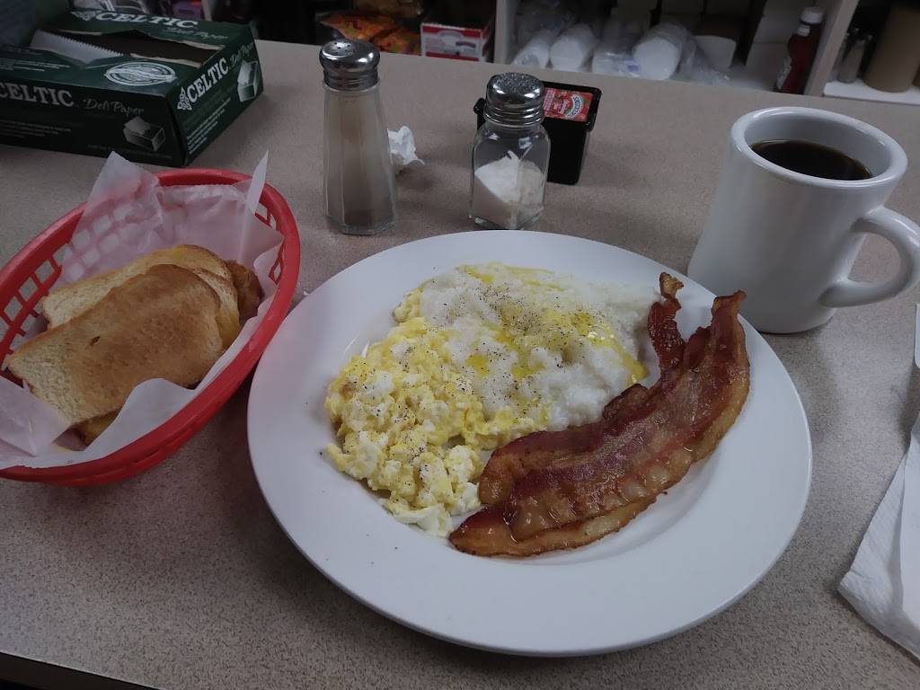 Madys | restaurant | 948 Cesery Blvd, Jacksonville, FL 32211, USA | 9047445422 OR +1 904-744-5422