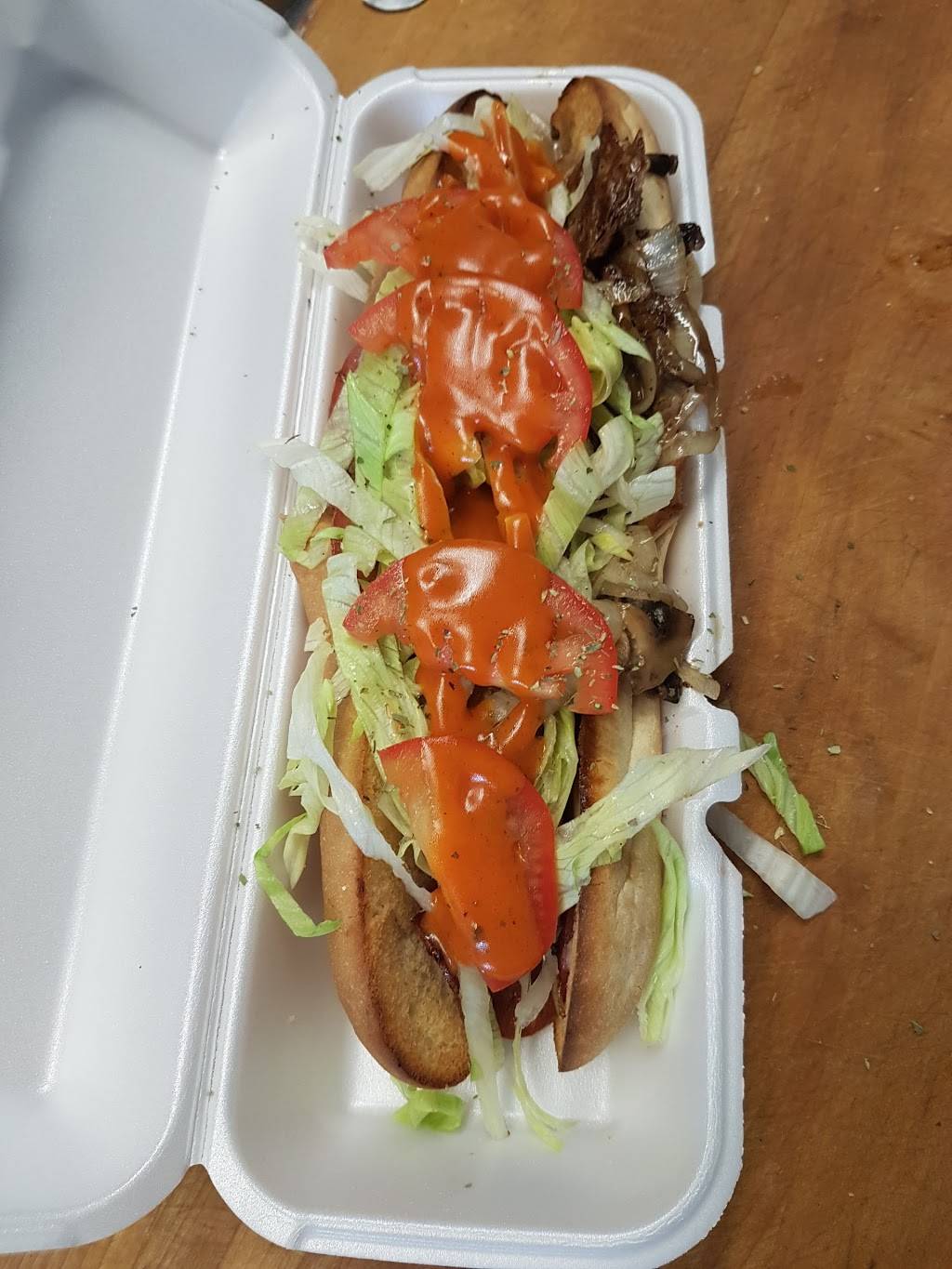 Restaurant Chez Job | restaurant | 1652, Chemin Gascon, Terrebonne, QC J6X 3A3, Canada | 4504163316 OR +1 450-416-3316