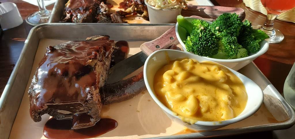 Magnolia Smokehouse | restaurant | 6 Harvard Square, Brookline, MA 02445, USA | 6175663782 OR +1 617-566-3782