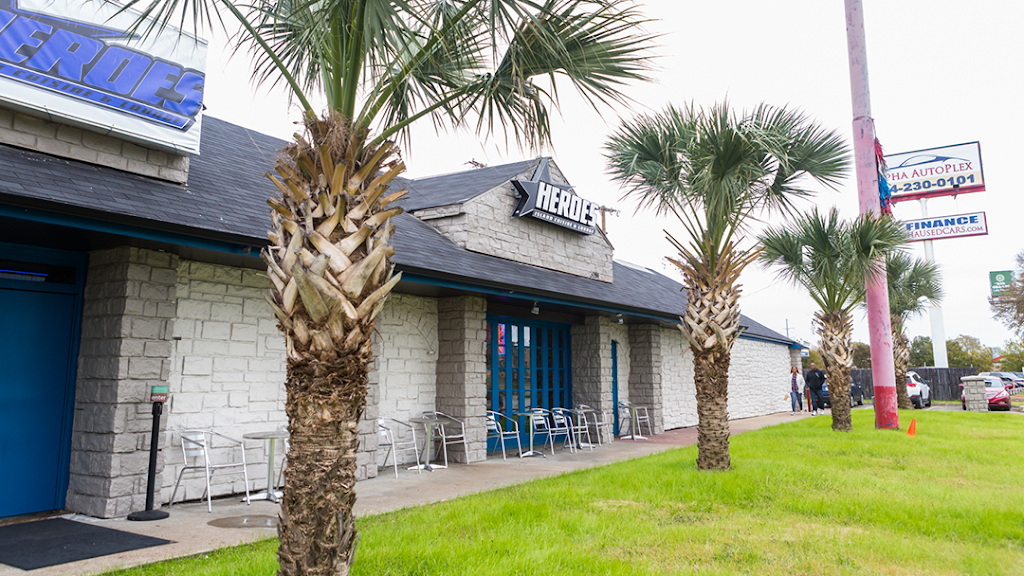 Heroes Lounge | restaurant | 3094 N Stemmons Fwy, Dallas, TX 75247, USA | 2147506800 OR +1 214-750-6800