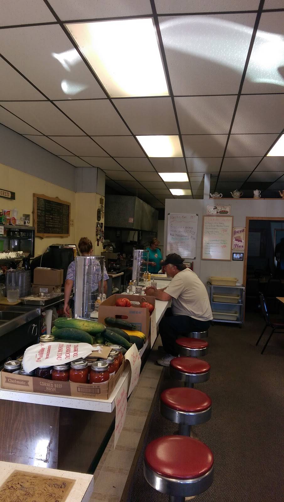 The Main Dish | restaurant | 219 Main St S, Luck, WI 54853, USA | 7154722378 OR +1 715-472-2378