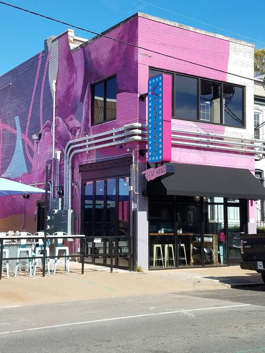 Kreggers At Hand | restaurant | 2614 W Cary St, Richmond, VA 23220, USA | 8049181572 OR +1 804-918-1572