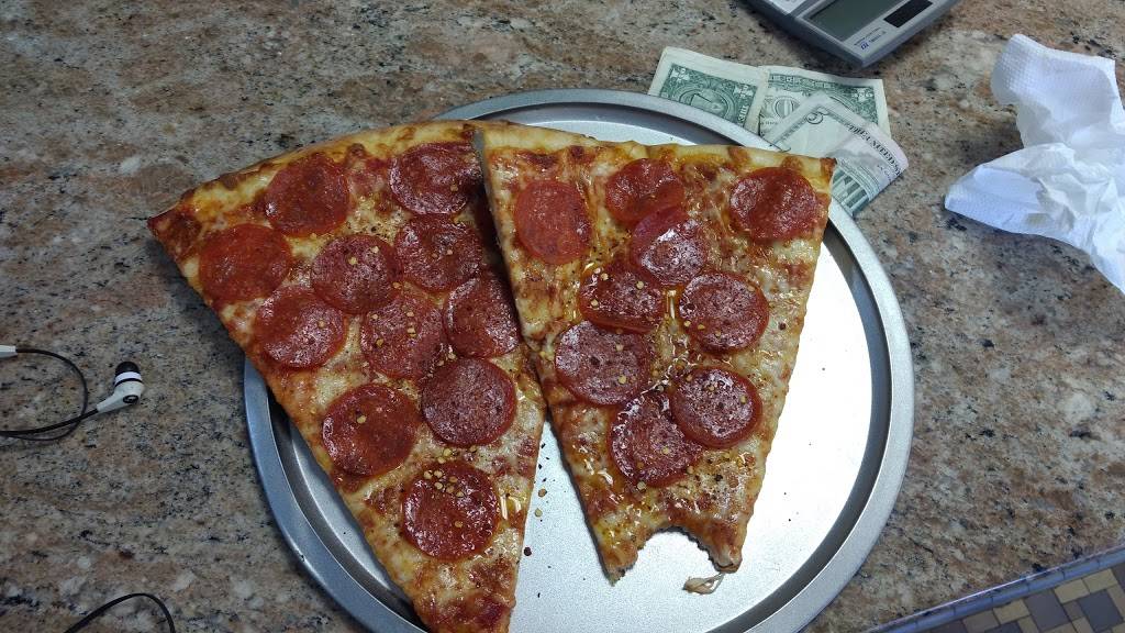 4 Brothers Pizzeria and Restaurant | restaurant | 92 Windermere Ave, Greenwood Lake, NY 10925, USA | 8455951966 OR +1 845-595-1966