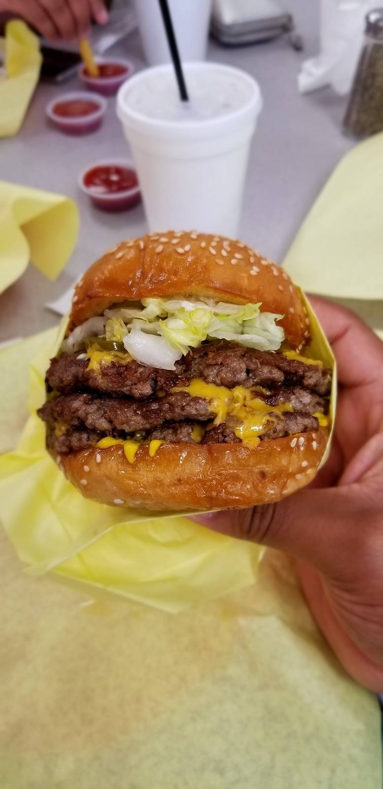 Sky Rocket Burger | restaurant | 7877 Frankford Rd #101B, Dallas, TX 75252, USA | 4698637090 OR +1 469-863-7090