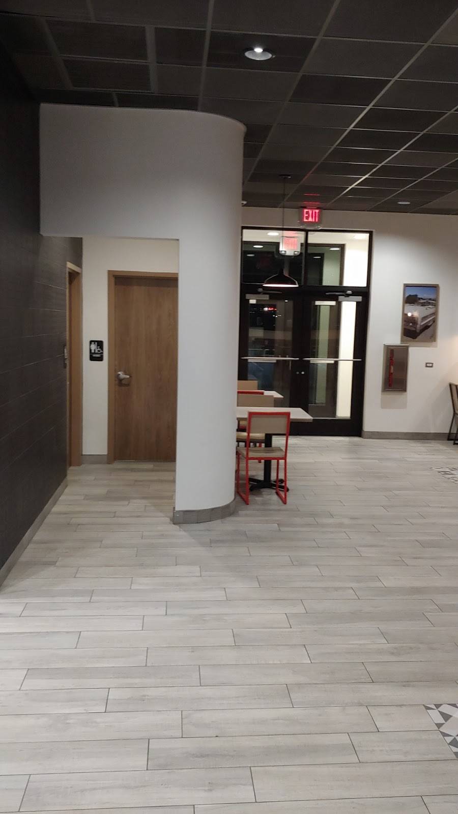 Blakes Lotaburger | restaurant | 1018074492238, Bernalillo, NM 87004, USA | 5055951666 OR +1 505-595-1666