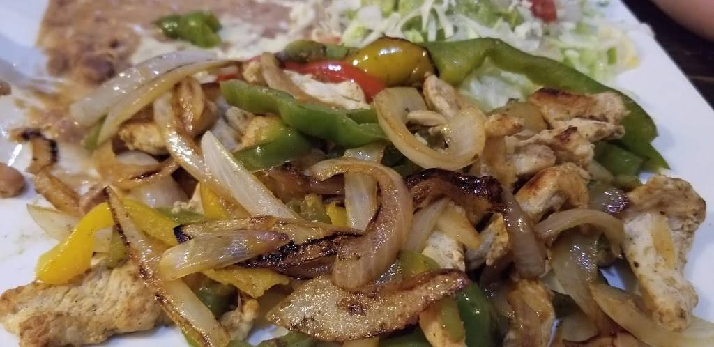 Marias Mexican Grill | restaurant | 2817 Maybank Hwy, Johns Island, SC 29455, USA | 8435571005 OR +1 843-557-1005