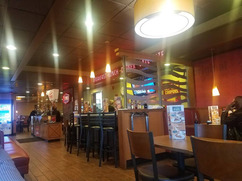 Dennys | restaurant | 3900 28th St SE, Kentwood, MI 49512, USA | 6169428951 OR +1 616-942-8951