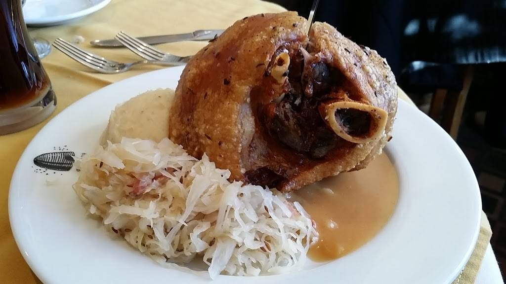 Plattduetsche Park | restaurant | 1132 Hempstead Turnpike, Franklin Square, NY 11010, USA | 5163543131 OR +1 516-354-3131