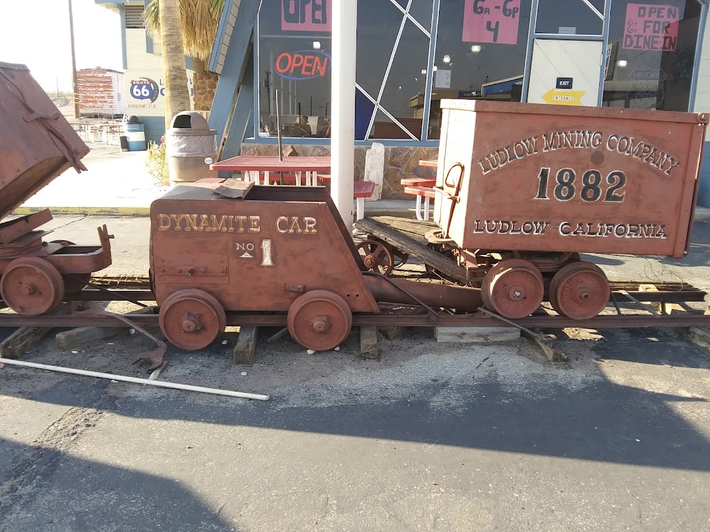 Ludlow Cafe | restaurant | 68315 National Trails Hwy, Ludlow, CA 92338, USA | 7607334501 OR +1 760-733-4501