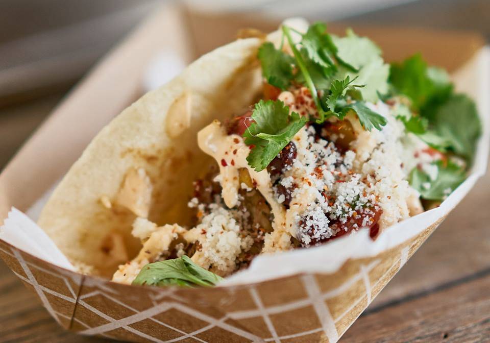 Caja Caliente | restaurant | 2634 NE 2nd Ave, Miami, FL 33137, USA | 7863985137 OR +1 786-398-5137