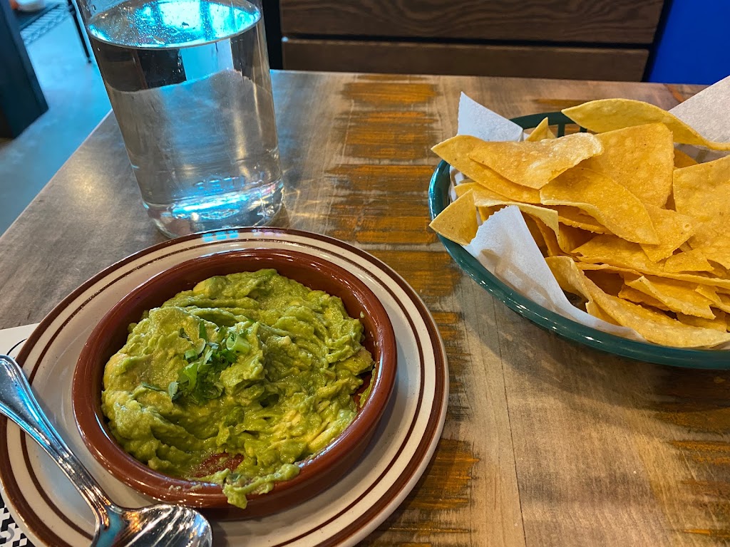 Los Chingones | restaurant | 3541 E Harmony Rd #110, Fort Collins, CO 80528, USA | 9705688037 OR +1 970-568-8037