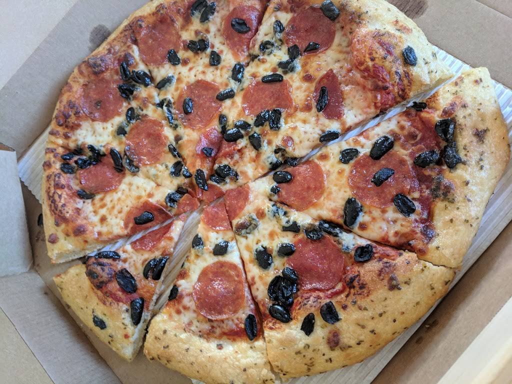 Pizza Hut | restaurant | 598 Parker Rd, Fairfield, CA 94533, USA | 7074370900 OR +1 707-437-0900