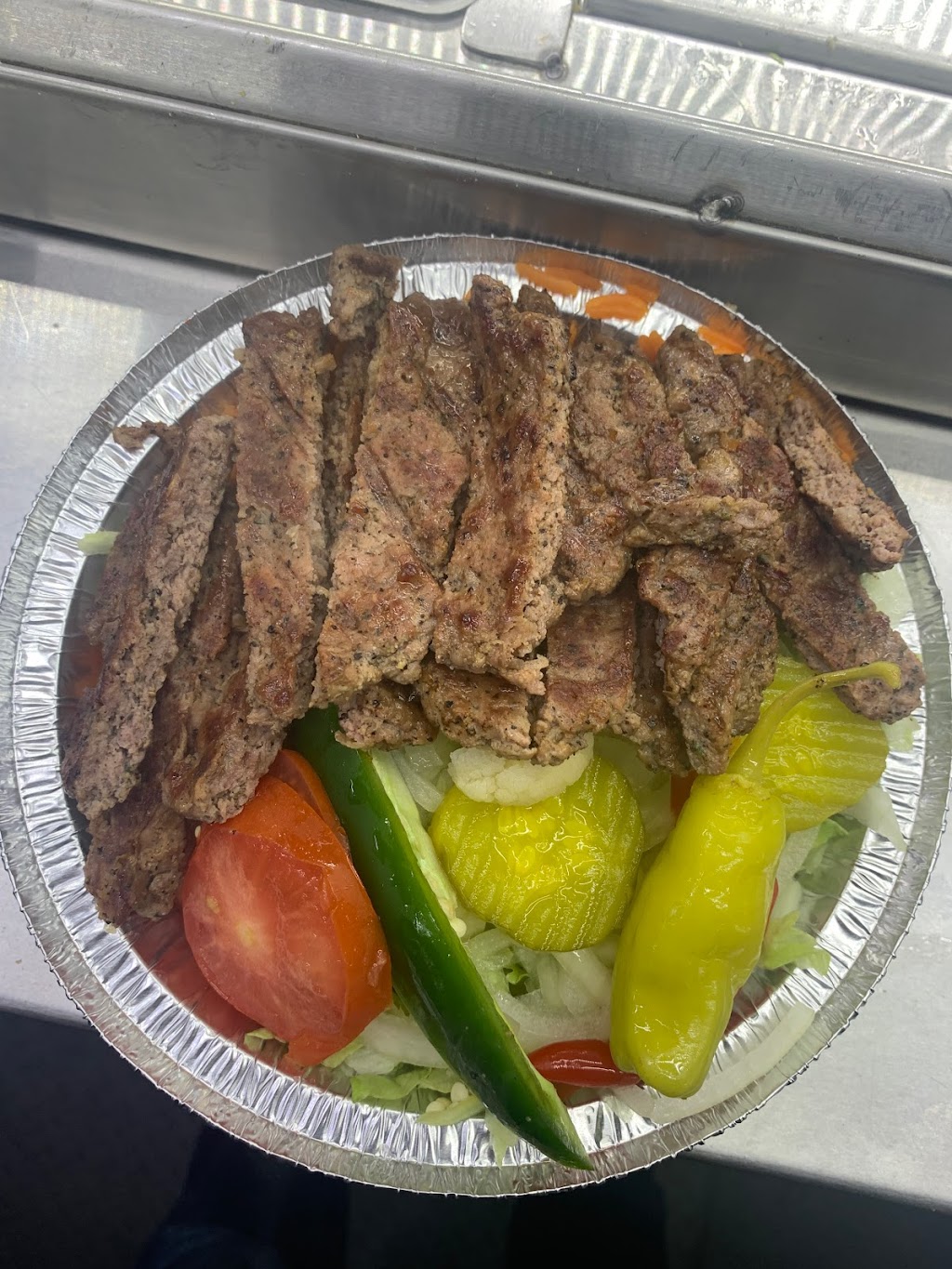Astoria Halal Grill Food Truck | restaurant | 31-54, 31-66 21st St, Astoria, NY 11106, USA | 3475579092 OR +1 347-557-9092