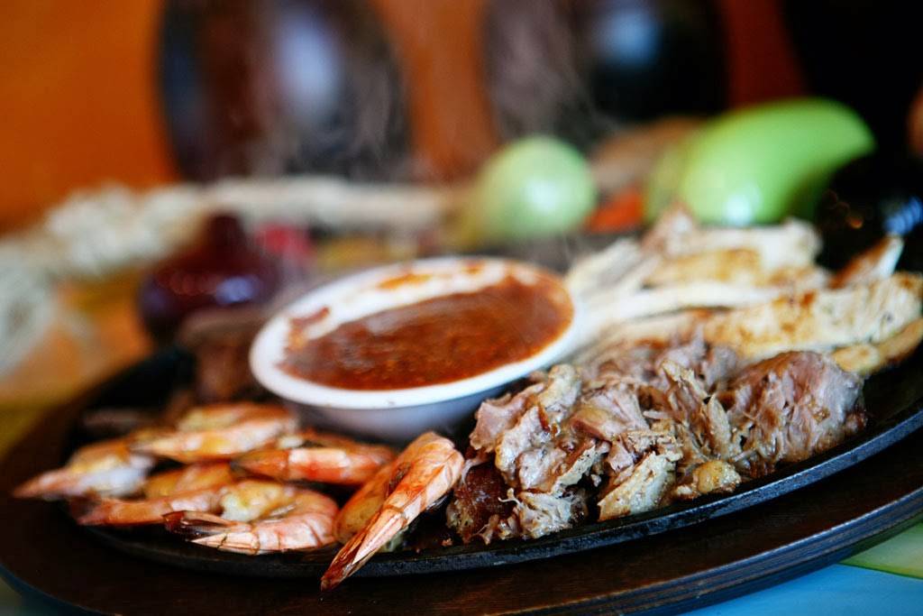 La Tonalteca - Christiana, DE | restaurant | 1237 Churchmans Rd, Newark, DE 19713, USA | 3022941108 OR +1 302-294-1108