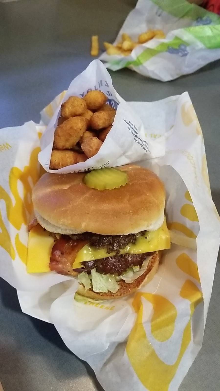 Culvers | restaurant | 5581 Gordon Rd, Sturgeon Bay, WI 54235, USA | 9207460870 OR +1 920-746-0870