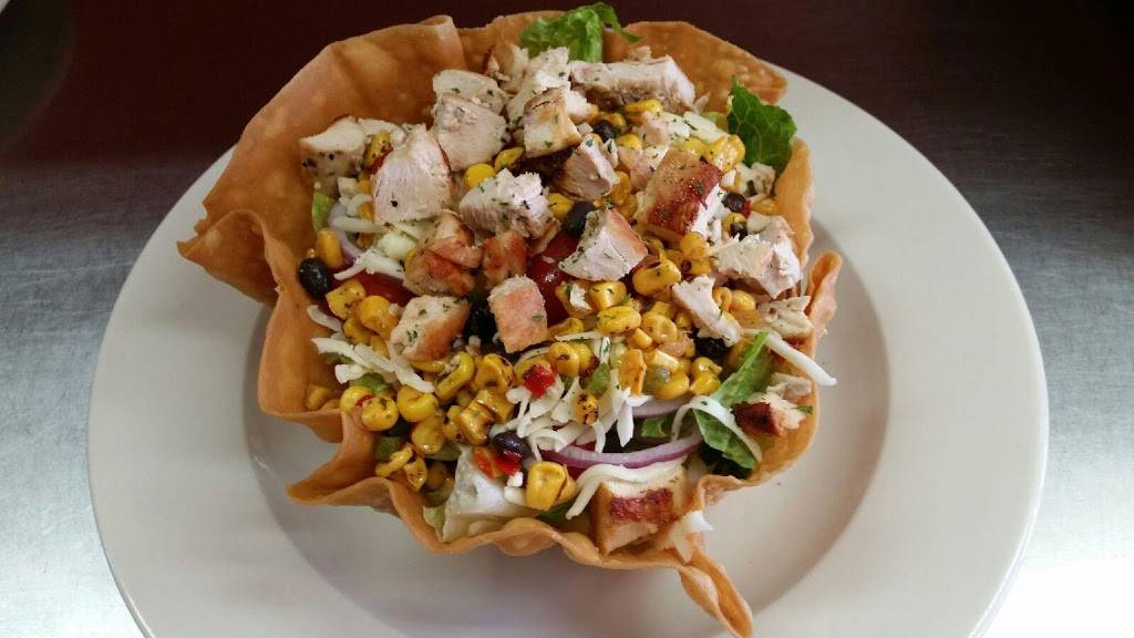 Carmelos Ristorante | restaurant | 31 E Broad St, Bridgeton, NJ 08302, USA | 8564530023 OR +1 856-453-0023