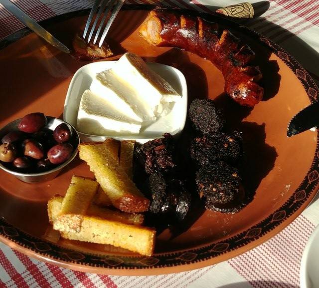 Tasca Piri Piri | restaurant | 770 Hamilton Rd, London, ON N5Z 1T9, Canada | 5196015556 OR +1 519-601-5556