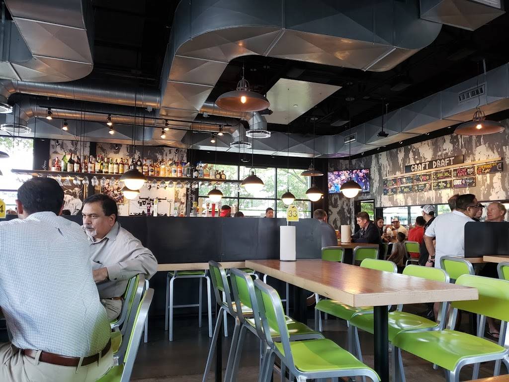 Hopdoddy Burger Bar | restaurant | 449 W 19th St Suite D-100, Houston, TX 77008, USA | 3462502100 OR +1 346-250-2100