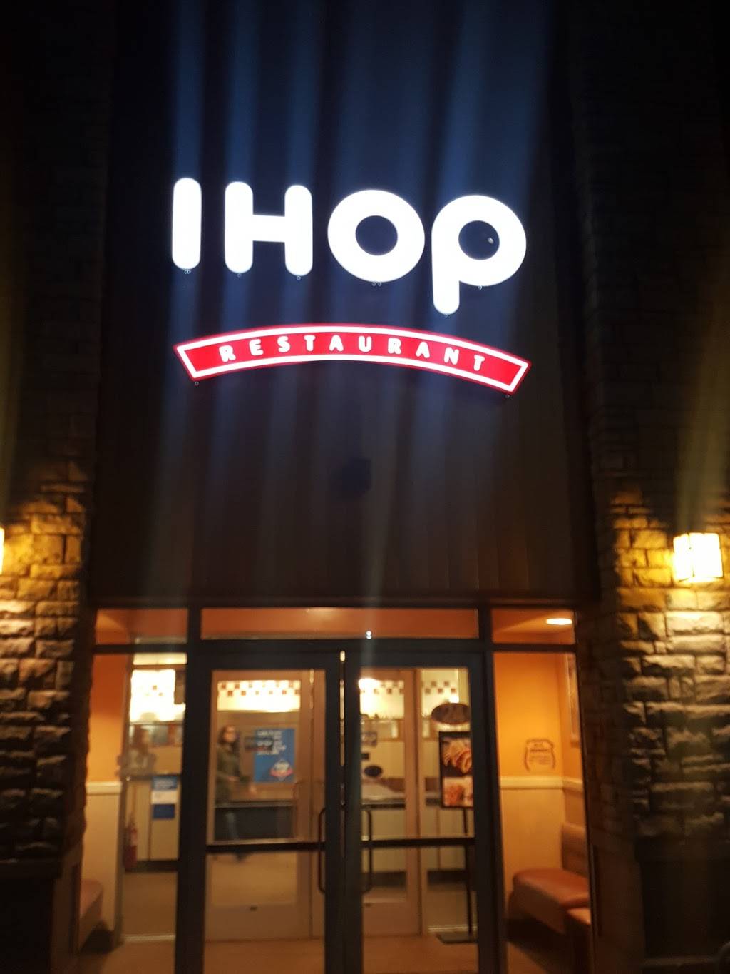 IHOP | restaurant | 3401 Klose Way, Richmond, CA 94806, USA | 5107585800 OR +1 510-758-5800