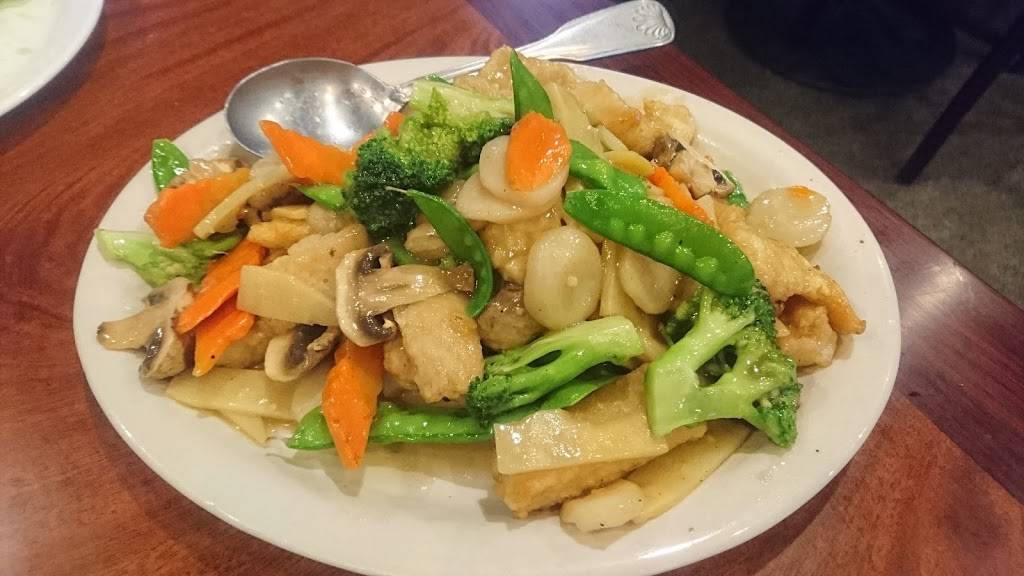 Wongs Chopsticks | restaurant | 5500 Merle Hay Rd # 1, Johnston, IA 50307, USA | 5157275136 OR +1 515-727-5136