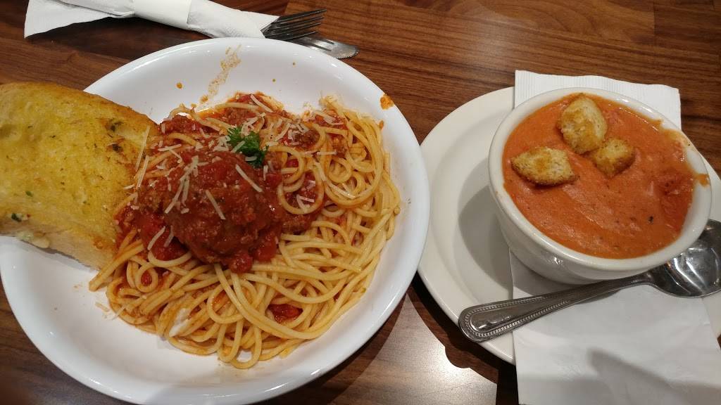 Presto Pasta | restaurant | 24375 Magic Mountain Pkwy, Valencia, CA 91355, USA | 6612847737 OR +1 661-284-7737