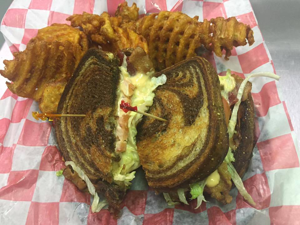 The Strip Bar & Grill | restaurant | 2090 W 9th Ave, Oshkosh, WI 54904, USA | 9202352966 OR +1 920-235-2966