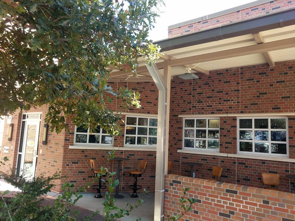 Subway Restaurants | restaurant | University of Florida, Rawlings Hall, 651 Newell Dr, Gainesville, FL 32611, USA | 3522940767 OR +1 352-294-0767