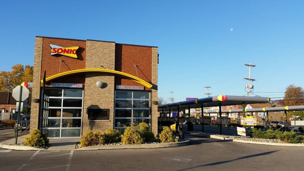 Sonic Drive-In | restaurant | 2610 East S MacDade Blvd, Holmes, PA 19043, USA | 6102004920 OR +1 610-200-4920