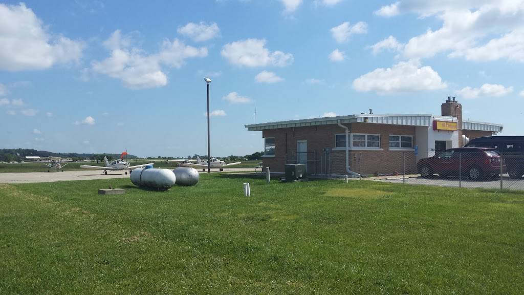 We B Smokin | restaurant | 32580 Airport Rd, Paola, KS 66071, USA | 9132566802 OR +1 913-256-6802