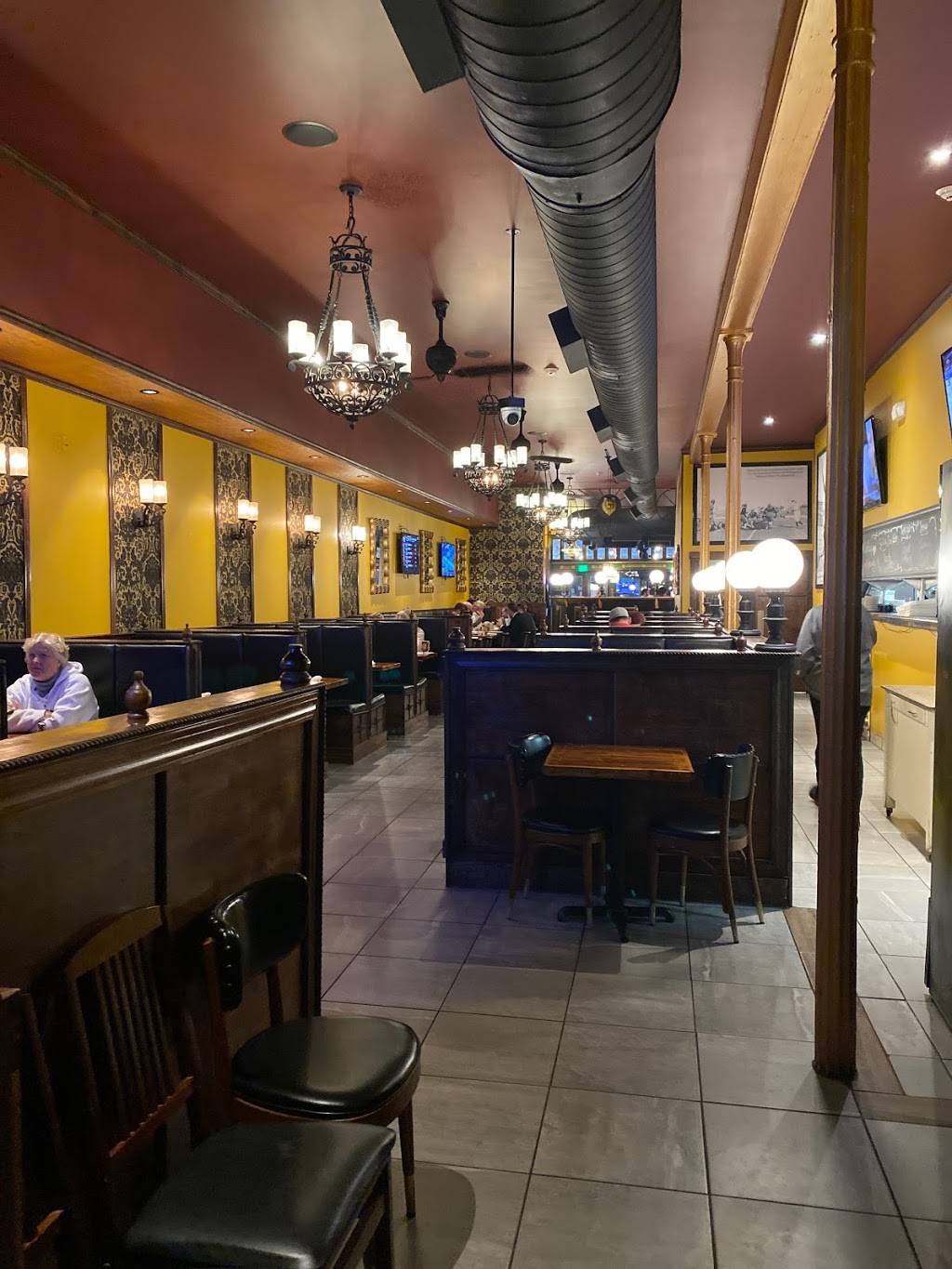 Bearfoot Tavern | restaurant | 468 2nd St, Macon, GA 31201, USA | 4783057703 OR +1 478-305-7703