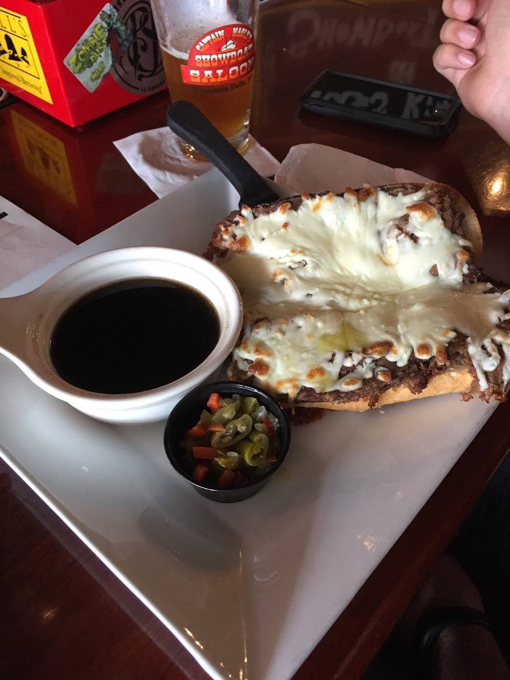 Tugs Kitchen At Showboat Saloon | restaurant | 24 Broadway, Wisconsin Dells, WI 53965, USA | 6082530707 OR +1 608-253-0707