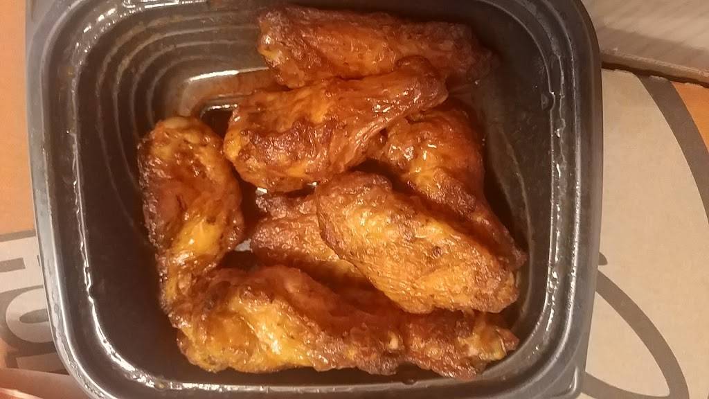 Little Caesars Pizza | meal takeaway | 1261 Stittsville Main St #4, Stittsville, ON K2S 2E4, Canada | 6138368878 OR +1 613-836-8878