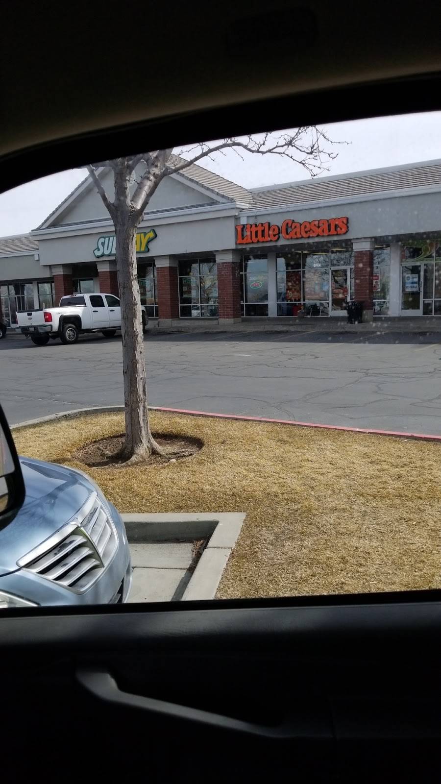 Little Caesars Pizza | meal delivery | 3961 W 9000 S, West Jordan, UT 84088, USA | 8012803600 OR +1 801-280-3600