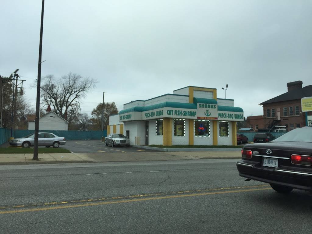 Sharks | restaurant | 3936 Broadway, Gary, IN 46408, USA | 2198844455 OR +1 219-884-4455