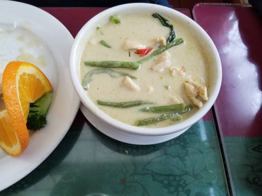 Pattaya Thai Cuisine | restaurant | 4006 Chestnut St, Philadelphia, PA 19104, USA | 2153878533 OR +1 215-387-8533