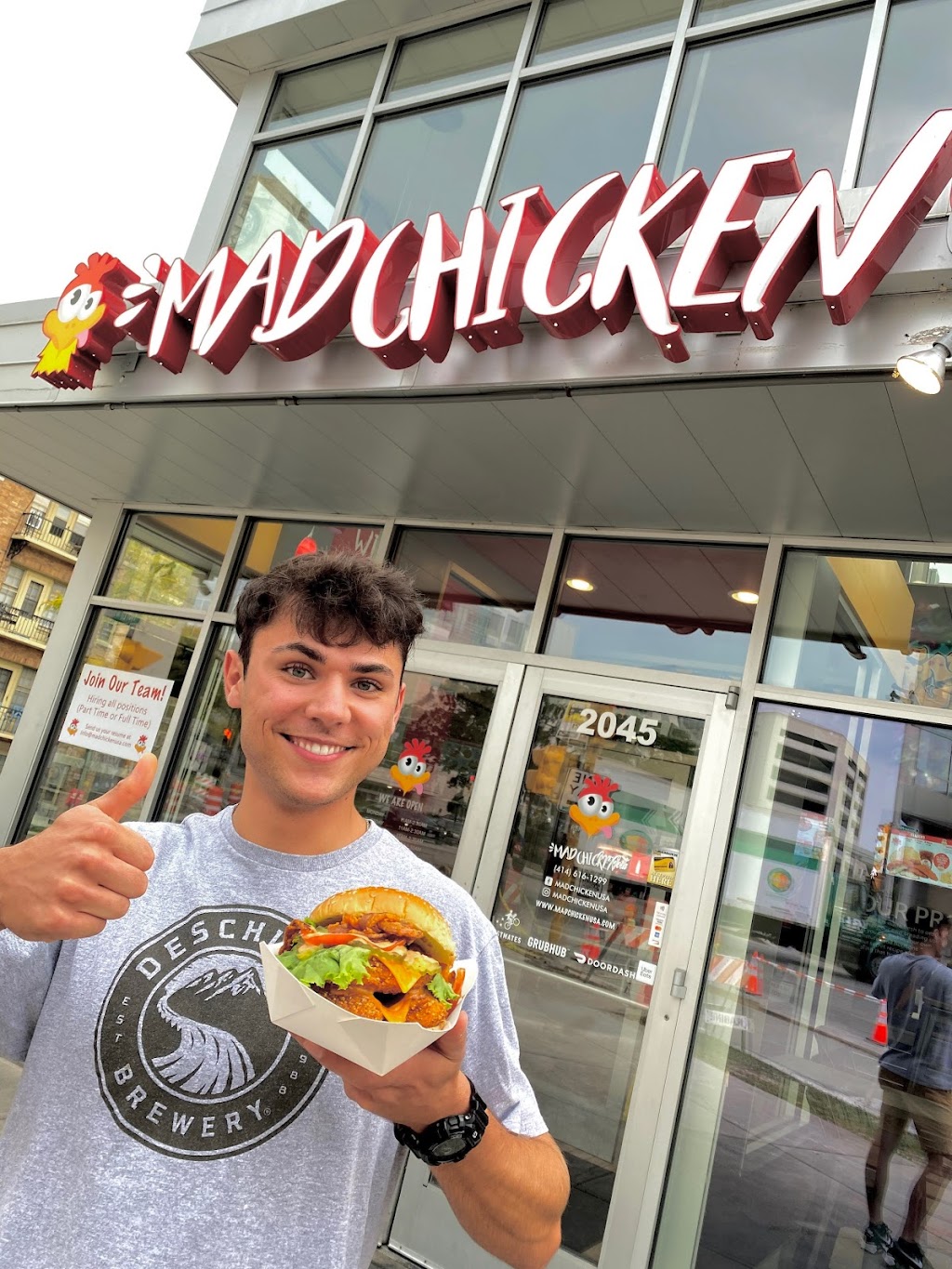 Mad Chicken | meal takeaway | 11520 Clifton Blvd, Cleveland, OH 44102, USA | 2163315696 OR +1 216-331-5696