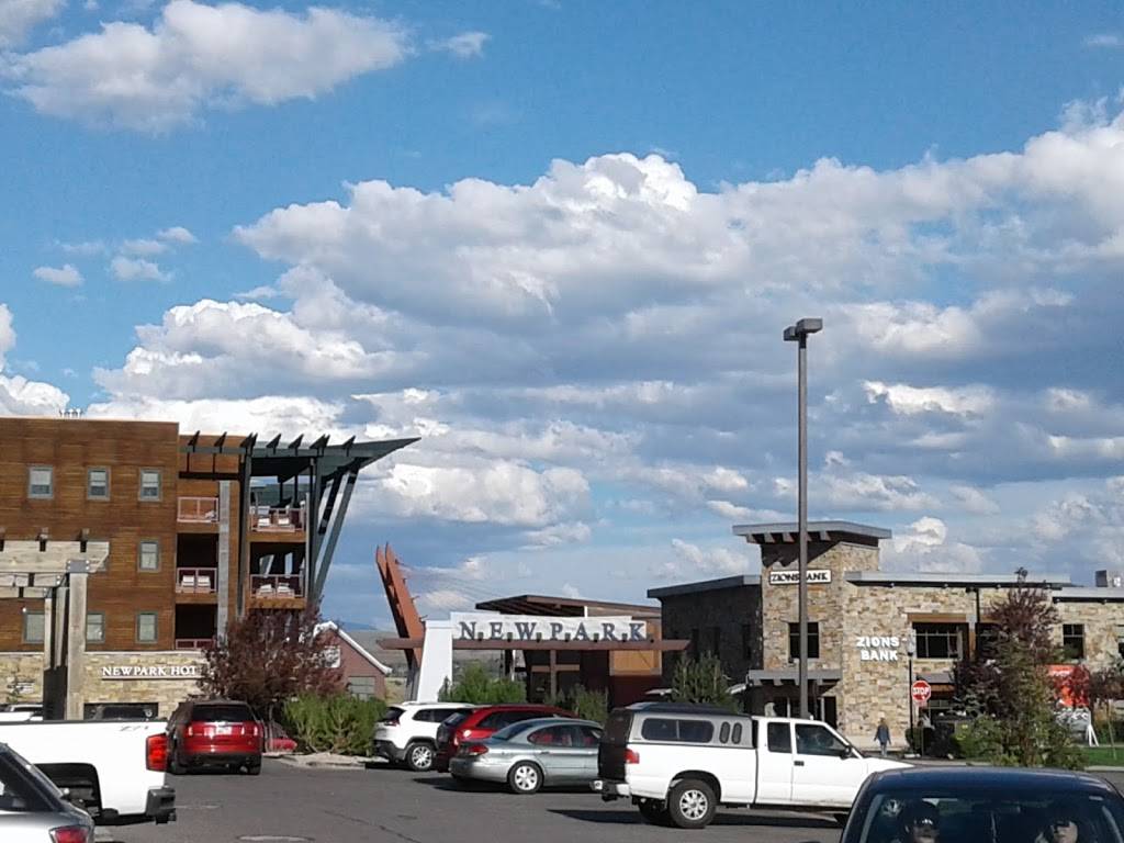 Starbucks | cafe | 6400 N Highway 224 E, 1, Park City, UT 84098, USA | 4359401067 OR +1 435-940-1067