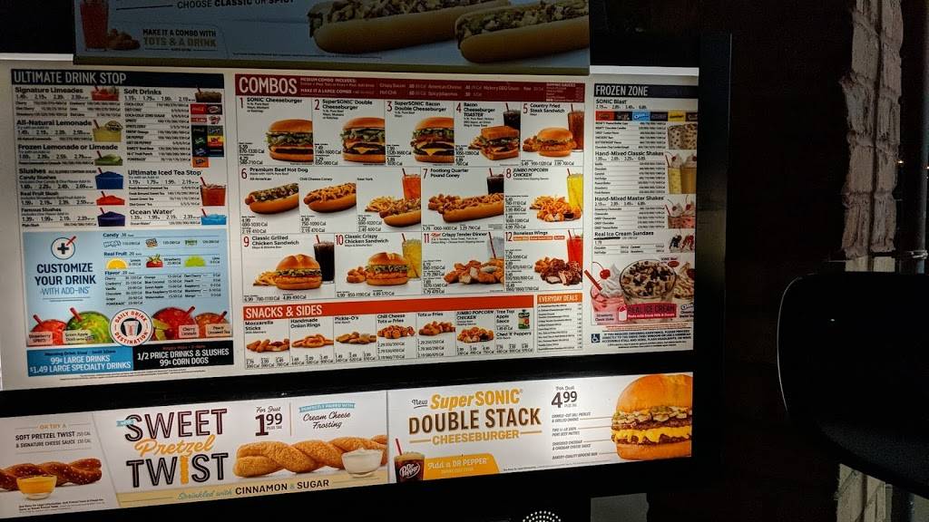 Sonic Drive-In | restaurant | 3790 S Houston Levee Rd, Collierville, TN 38017, USA | 9018533509 OR +1 901-853-3509
