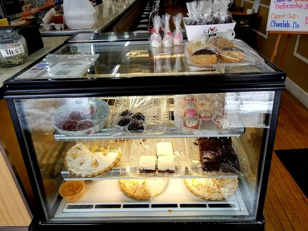 Lils Coffee House | cafe | 627 Main St, Paris, KY 40361, USA | 8599871515 OR +1 859-987-1515