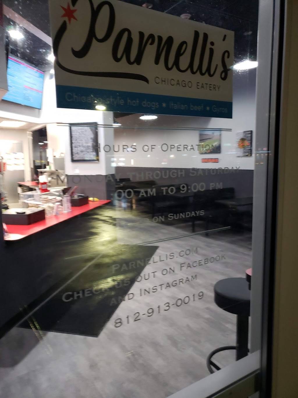 Parnellis Chicago Eatery | restaurant | 3548 E 10th St, Jeffersonville, IN 47130, USA | 8129130019 OR +1 812-913-0019