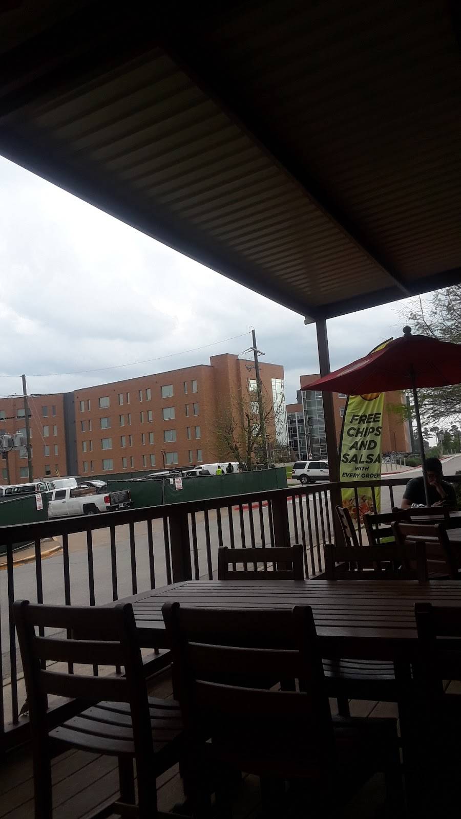 Moes Southwest Grill | restaurant | South Paw Dining Hall, 2008 Avenue J, Huntsville, TX 77340, USA | 9362941399 OR +1 936-294-1399